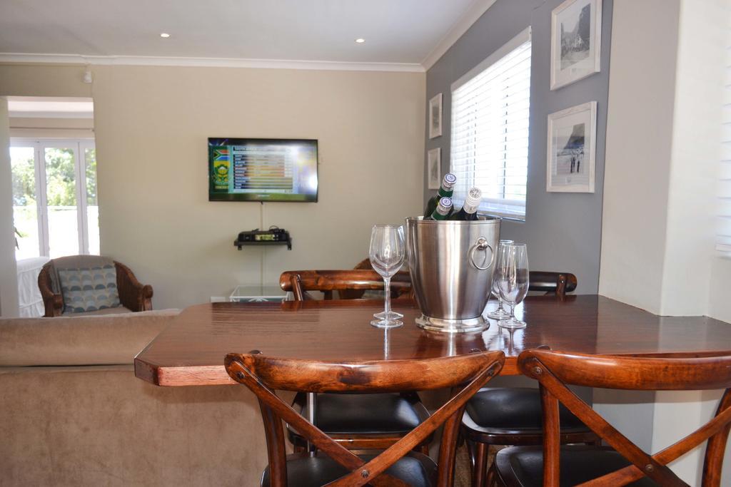 Seabreeze Luxury Two Bedroom Self Catering Penthouse Le Cap Extérieur photo